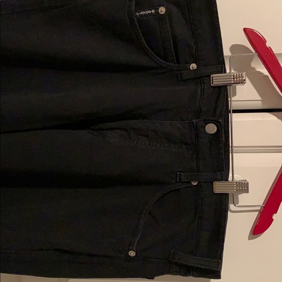 Black Armani Jeans Men’s Pants - Picture 2 of 4